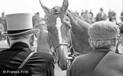 Derby Day 1965, Epsom