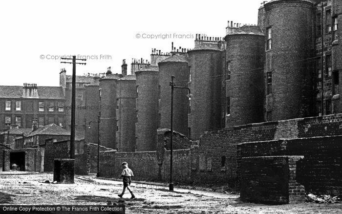 Photo of Glasgow, The Old Gorbals, Abbotsford Place Stair Towers 1961