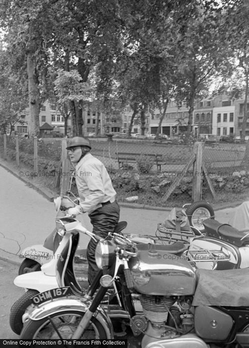 Photo of Hoxton, 1965