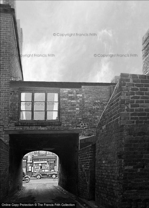 Photo of Oldbury, The Archway To Freeth Street 1964