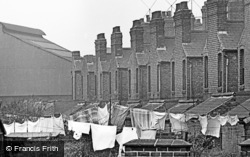 Washing Day 1964, Oldbury