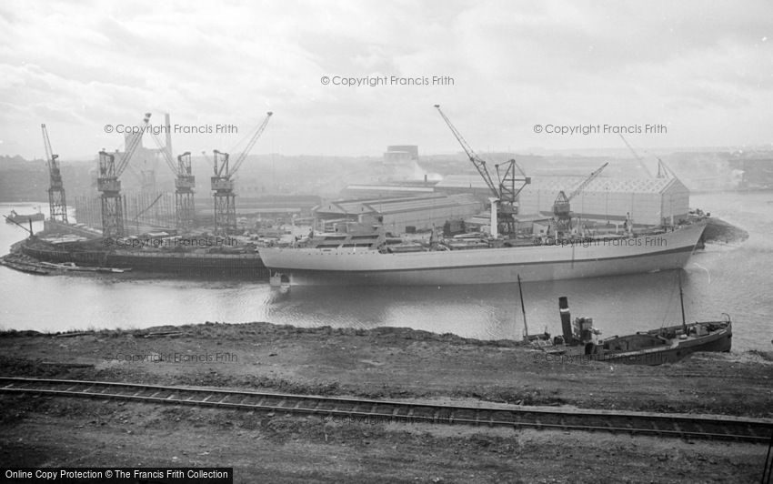 Sunderland, the Shipyards 1966