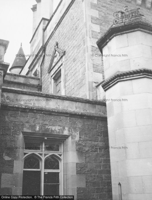 Photo of Abbotsford, House, Gate Pillar c.1950