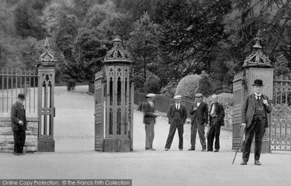 Photo of Aberdare, The Park, Entrance Gates 1937