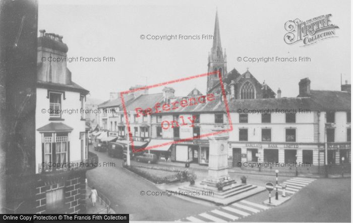 Photo of Aberdare, Victoria Square c.1960