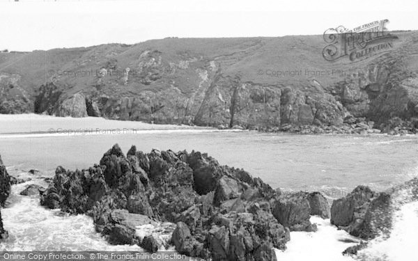 Photo of Aberdaron, Porth Iago c.1960