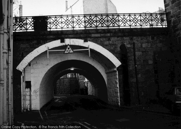 Photo of Aberdeen, The South Bridge 2005