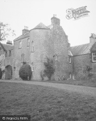 Duchray Castle 1951, Aberfoyle