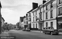 Cross Street c.1960, Abergavenny