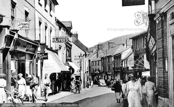 Photo of Abergavenny, Frogmore Street c.1955