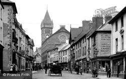 Townsfolk In Cross Street 1914, Abergavenny