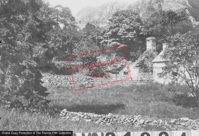 Photo of Aberglaslyn Pass, Ruined Cottage 1889
