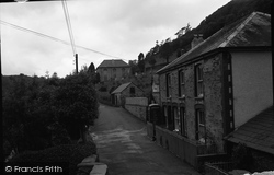 The Village 1968, Aberhosan