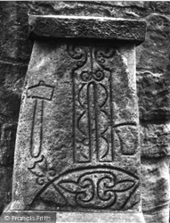Symbol Stone 1957, Abernethy