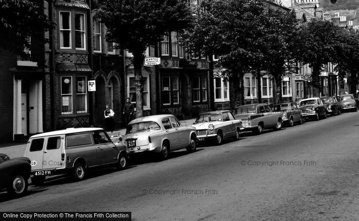 Photo of Aberystwyth, Cars In North Parade 1964