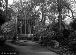 Abingdon, Abbey Gardens, Trendell's Ruins 1925, Abingdon-on-Thames