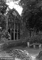 Abingdon, Abbey Gardens, Trendell's Ruins c.1945, Abingdon-on-Thames