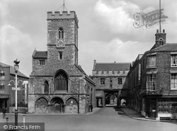 Abingdon, St Nicholas' Church And Abbey Gateway 1925, Abingdon-on-Thames