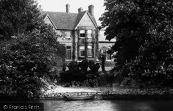 Abingdon, The Cosener's House From The River Thames 1893, Abingdon-on-Thames