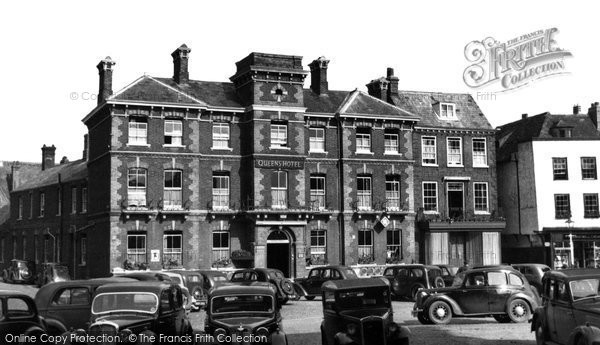 Photo of Abingdon, The Queen's Hotel c.1955