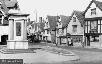 Abingdon, the War Memorial c1950