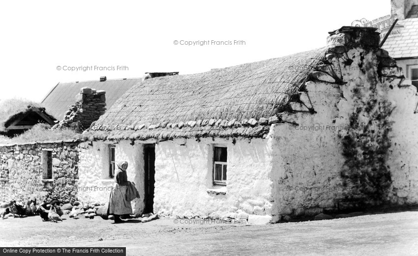 Achill Island, a Cottage in Keel c1950
