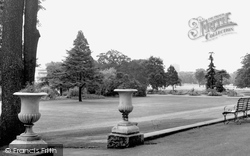 Gunnersbury Park c.1960, Acton