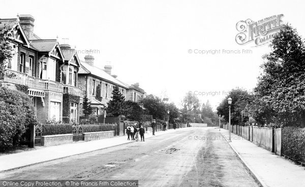 Photo of Addlestone, Brighton Road 1906