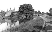 Addlestone, the Wey Navigation c1950