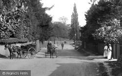 Woburn Hill 1906, Addlestone