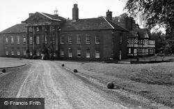 Adlington Hall 1953, Adlington