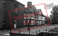 Adlington Hall 1953, Adlington