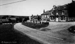 The Fox And Hounds c.1960, Ainthorpe