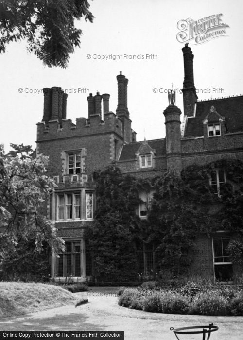 Photo of Albury, Albury Park Mansion c.1950