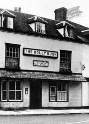 Holly Bush Inn c.1955, Alcester