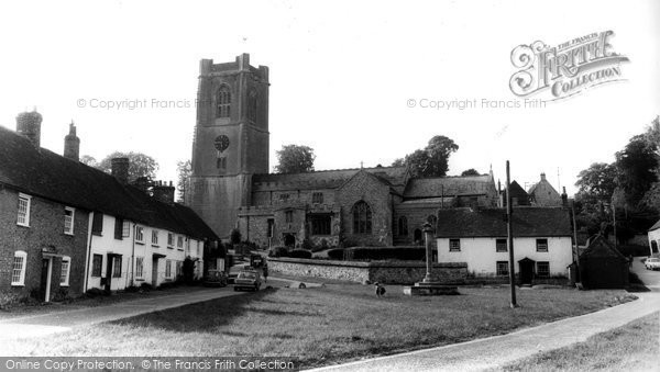 Photo of Aldbourne, St Michael's Parish Church c.1965
