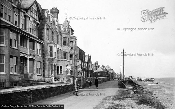 Photo of Aldeburgh, Brudenall Hotel And Terrace 1922