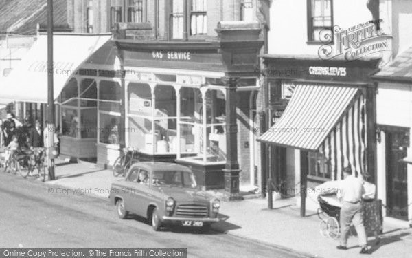 Photo of Aldeburgh, Moving Off c.1960