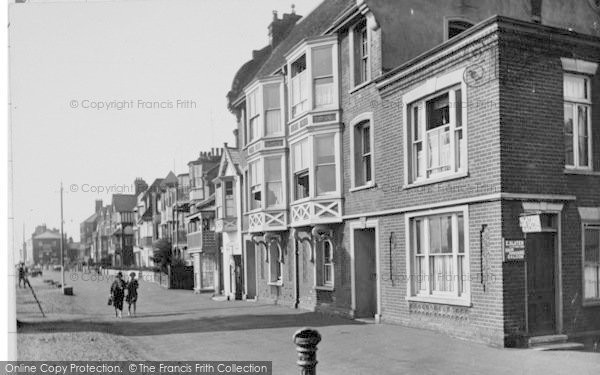 Photo of Aldeburgh, The Parade 1929