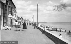 The Promenade c.1950, Aldeburgh