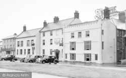 The White Lion Hotel c.1955, Aldeburgh