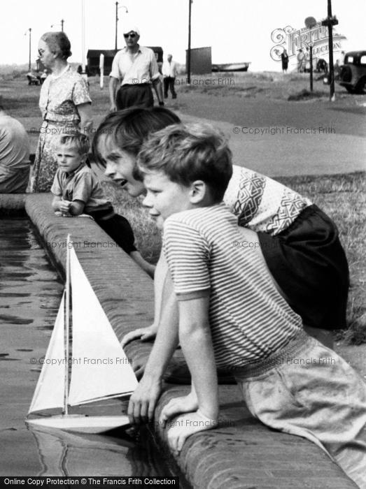 Photo of Aldeburgh, Watching The Toy Boats, Boating Pool c.1960