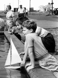 Watching The Toy Boats, Boating Pool c.1960, Aldeburgh
