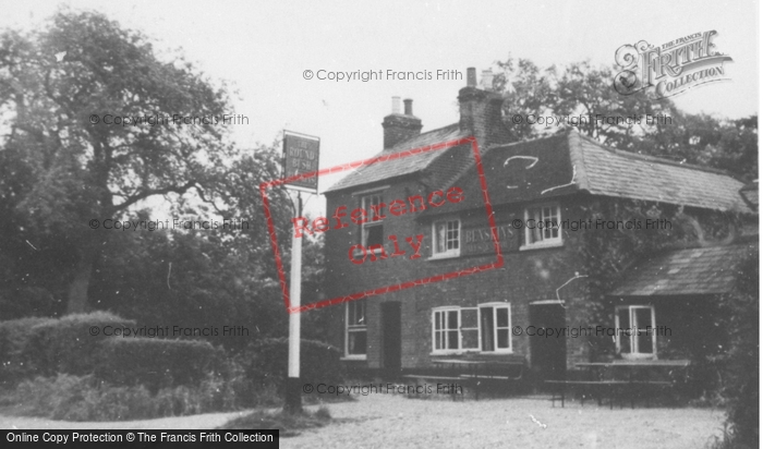 Photo of Aldenham, The Round Bush c.1960