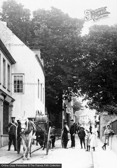 Photo of Alderney, Victoria Street c.1915