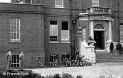 Connaught Hospital Entrance 1905, Aldershot
