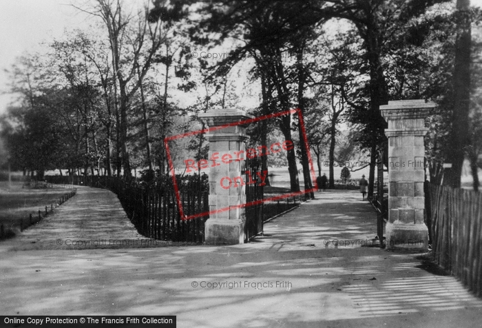 Photo of Aldershot, Manor Park 1923