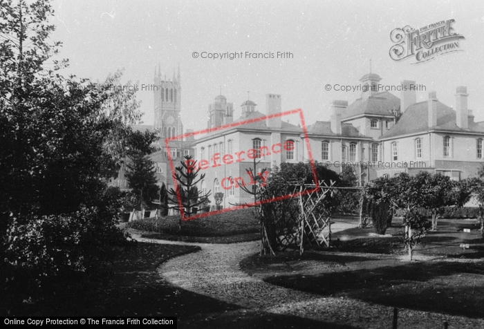 Photo of Aldershot, Pleasure Gardens 1918