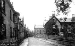 Queen's Avenue 1898, Aldershot