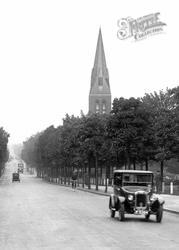 Queen's Avenue And Church 1928, Aldershot